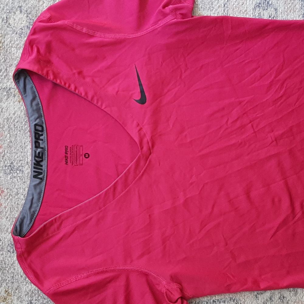 Pink Nike pro dri fit ladies workout tshirt size medium - Picture 2 of 8